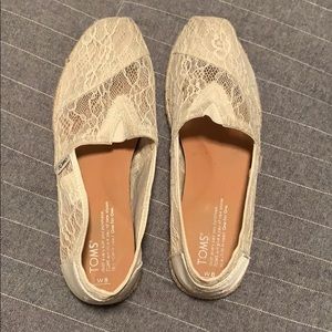 TOMS white lace Moroccan women’s 8 wedding bride